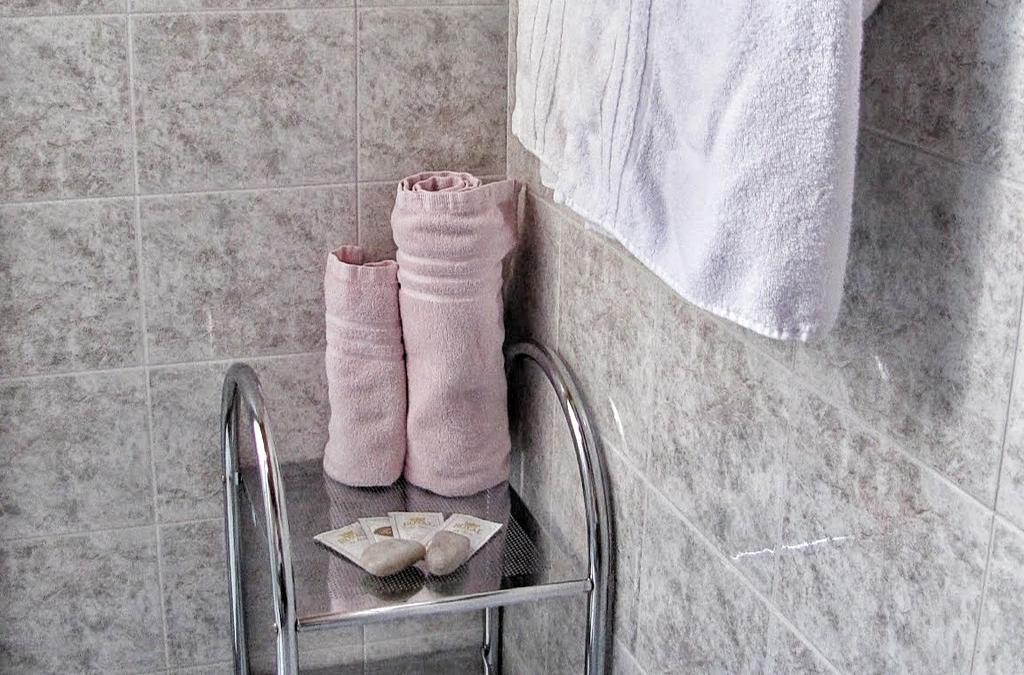 Ferienwohnungen Guenzelgut Lana Kamer foto
